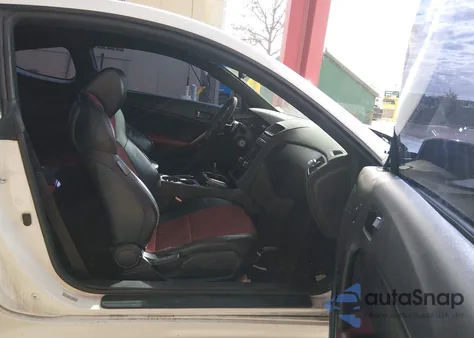 2011 Hyundai Genesis 2.0T R-Spec z USA, uszkodzony, nr VIN KMHHT6KD4BU052283